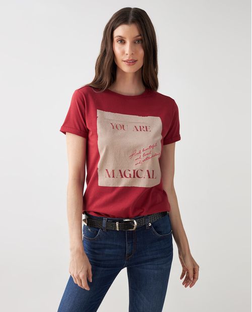 Camiseta para mujer básica con estampado y mensajes bordados