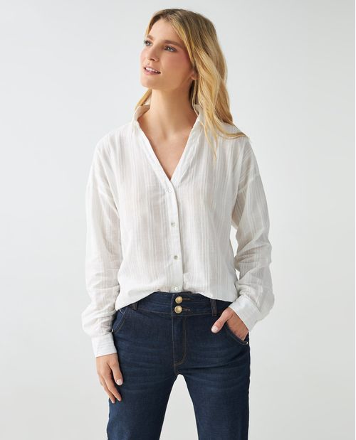 Camisa para mujer blanca con textura de rayas