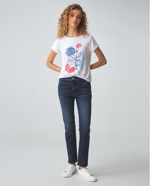 Camiseta para mujer blaca con detalle bordado