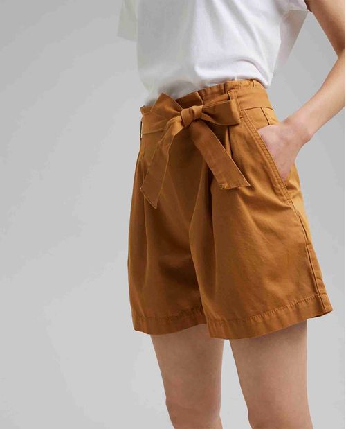 Short para mujer estilo paper bag con cinturón