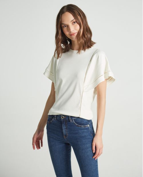 Camiseta 100% algodón de manga corta con bordado en hombros y frontal para mujer