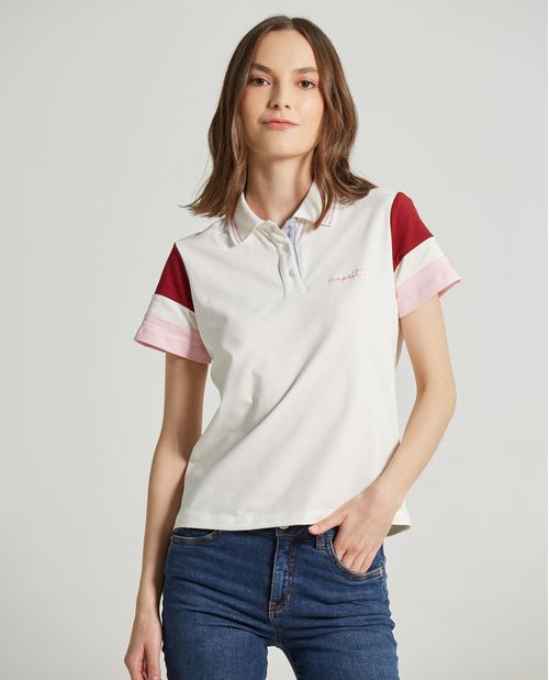 Camiseta polo para mujer con bloques de color en mangas.
