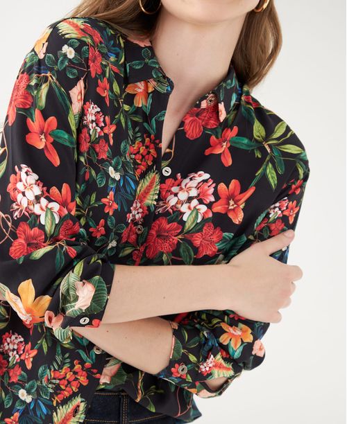 Camisa con diseño de flores para mujer