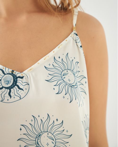 Camisa con escote en V para mujer