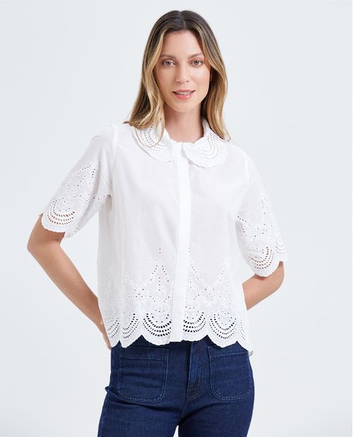 Camisa con ruedo semiredondo para mujer