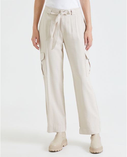 Pantalón tipo cargo para mujer