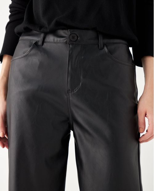 Pantalón en estilo cuero para mujer