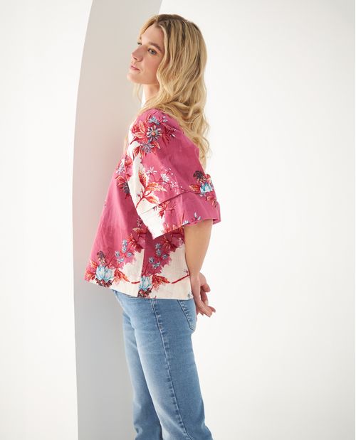 Camisa con escote recto para mujer