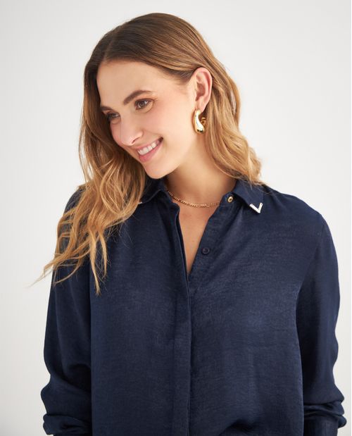 Camisa en tela tipo satín para mujer