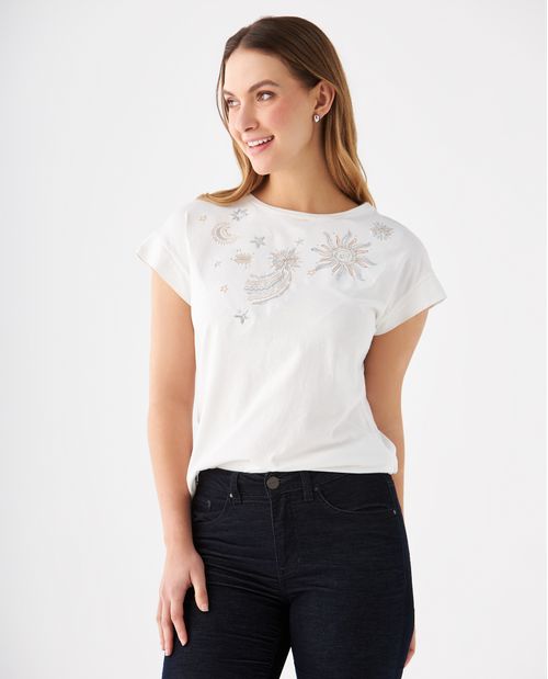Camiseta con bordados decorativos para mujer
