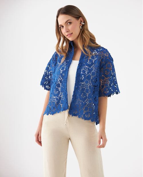Camisa con detalles desagujados para mujer