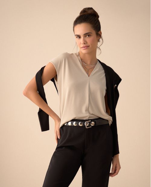 Camisa de tela fluida para mujer