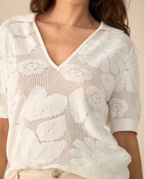 Suéter tejido con diseño de flores