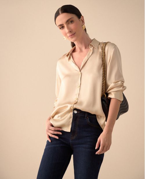 Camisa de ruedo curvo para mujer