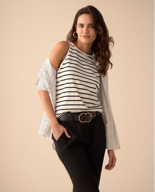 Camiseta manga sisa para mujer