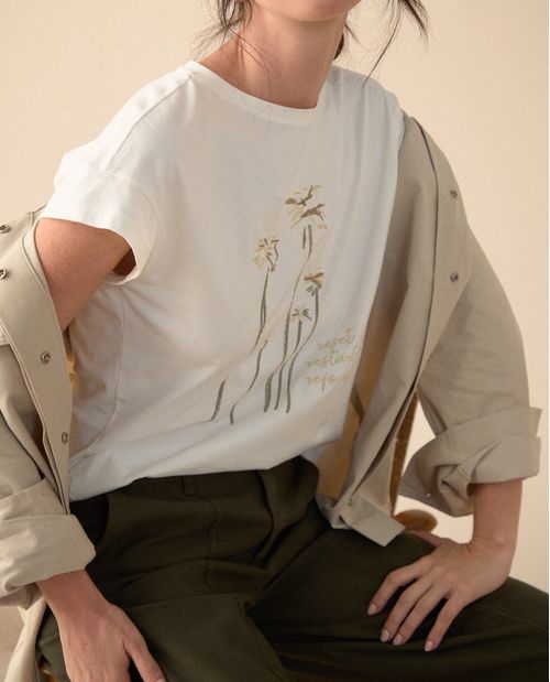 Camiseta de silueta tradicional para mujer