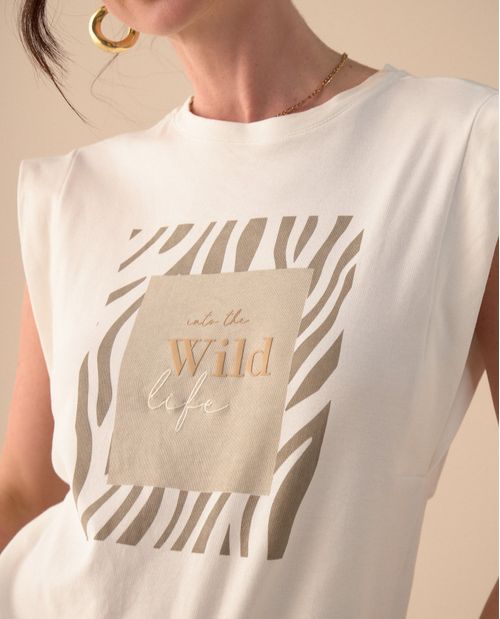 Camiseta tejida de diseño cerrado para mujer