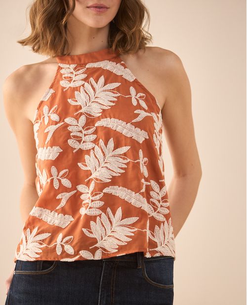 Camisa con detalles bordados para mujer