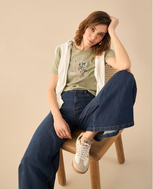 Camiseta estampada con apliques para mujer