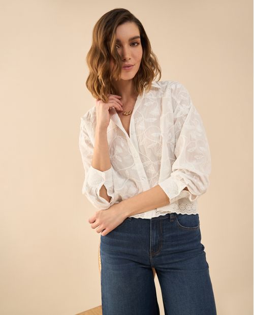 Camisa con flores bordadas a tono para mujer