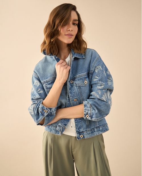 Chaqueta en denim tono medio para mujer