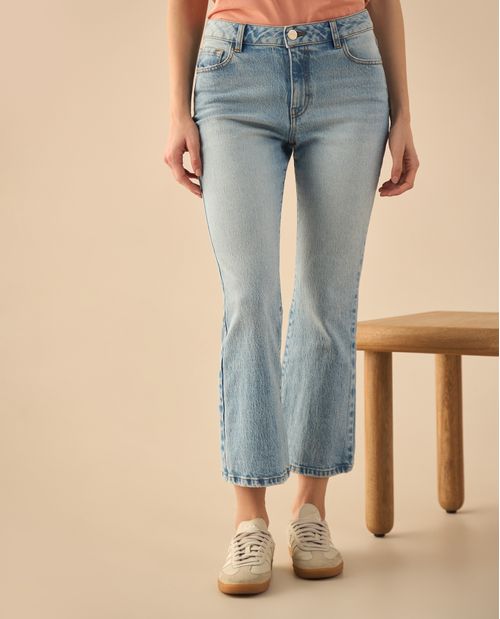 Jean Boot Cut tono claro para mujer
