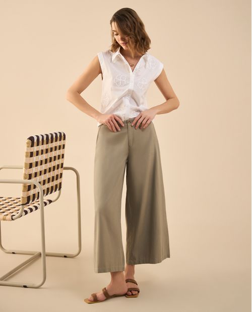 Pantalón clásico elegante para mujer