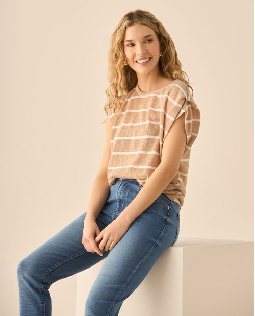 Camiseta con detalle en hombros para mujer