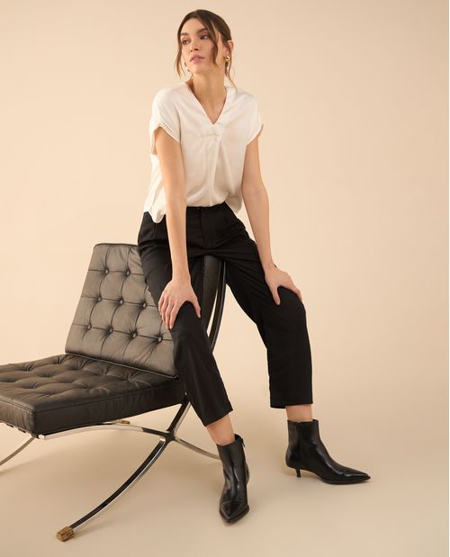 Pantalón de tela fluida para mujer