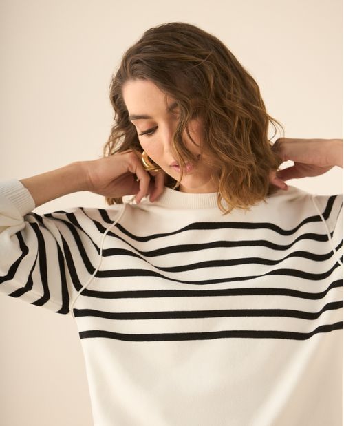 Buzo tejido con líneas horizontales para mujer
