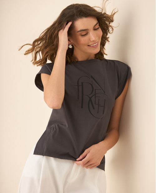 Camiseta manga sisa con letras estampadas al frente para mujer