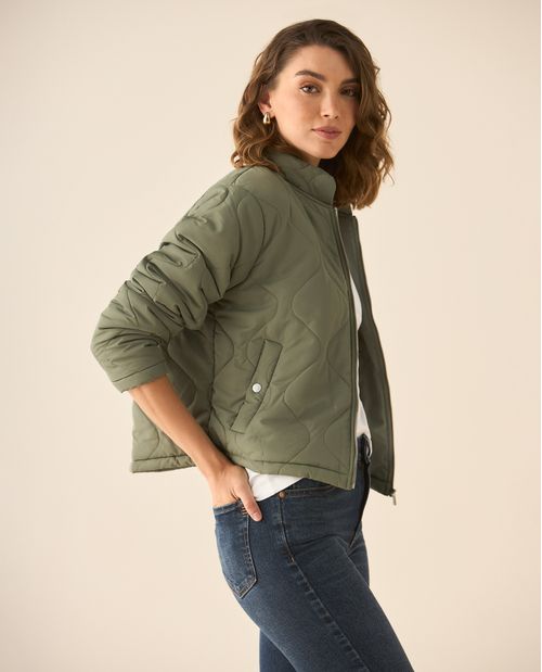 Chaqueta acolchada de cuello alto para mujer