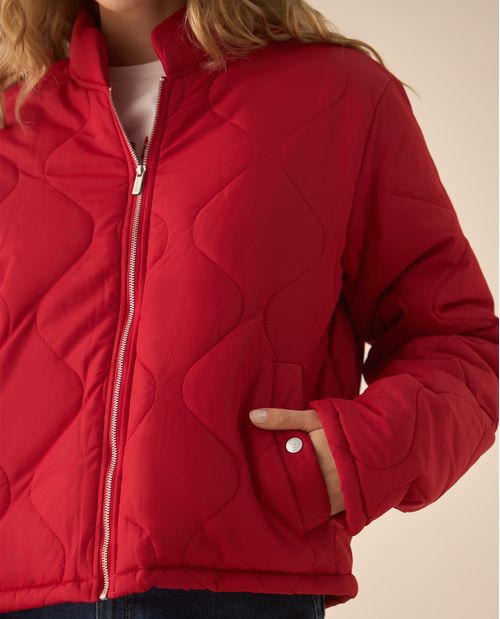 Chaqueta acolchada de cuello alto para mujer