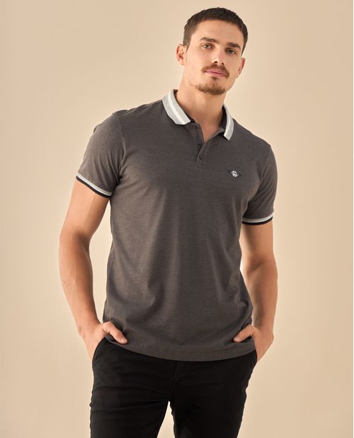 Polo con Ribetes Contrastantes