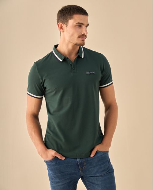 Polo con Ribetes Contrastantes