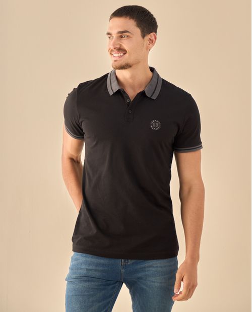 Polo con Ribetes Contrastantes
