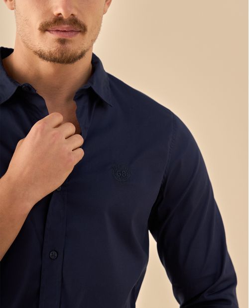 Camisa Clásica con Logo Bordado