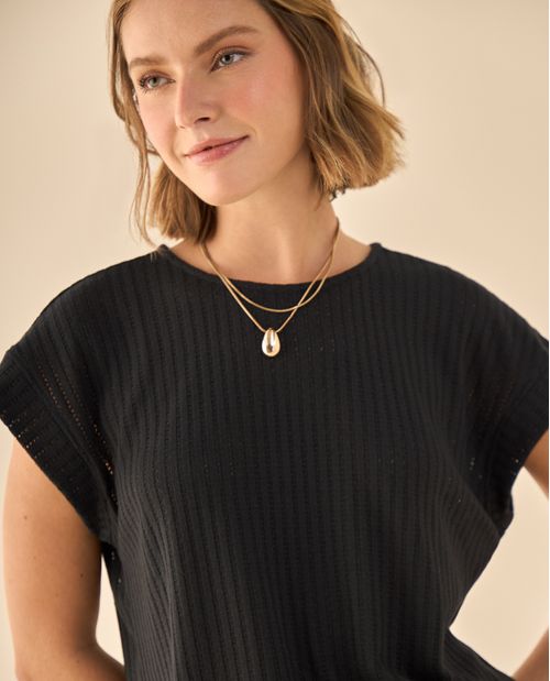 Camiseta con Textura Acanalada Premium