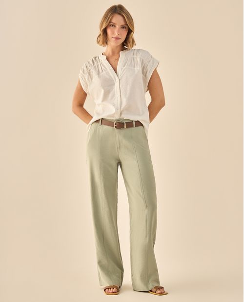 Blusa con Fruncido y Cuello Mao