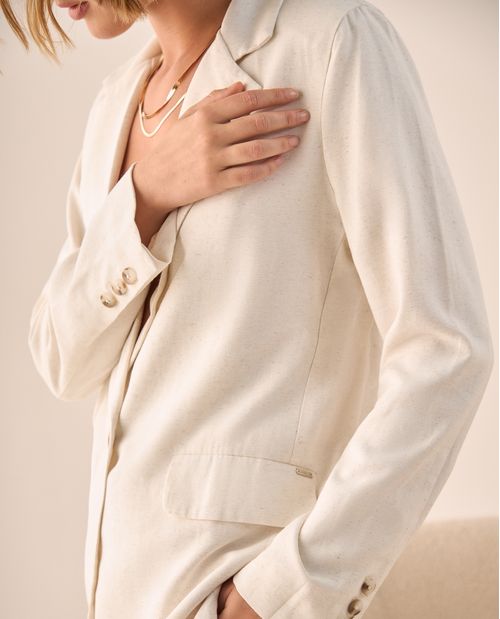 Blazer Blanco Oversized con Botones Dorados