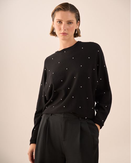 Suéter Negro con Aplicaciones Metálicas