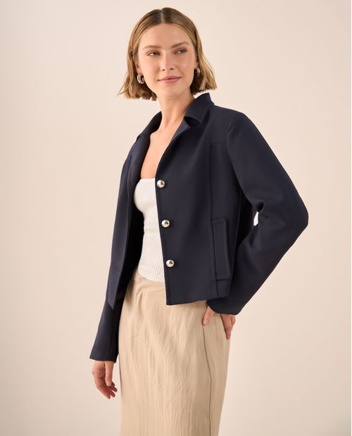 Blazer Blanco con Botones Dorados