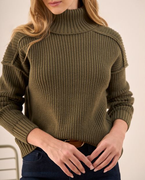 Suéter Cuello Tortuga Verde Texturizado