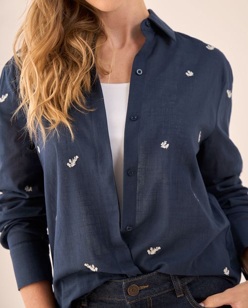 Camisa con Bordados Florales Azules