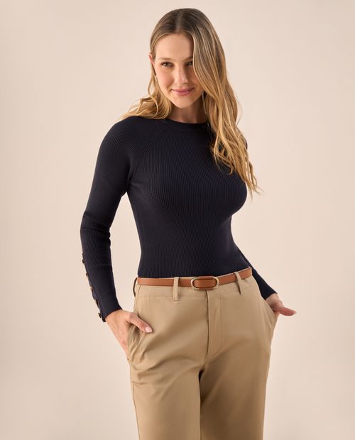 Suéter Acanalado con Botones Dorados