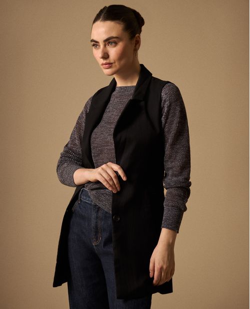 Chaleco Largo Negro con Cinturón Ajustable