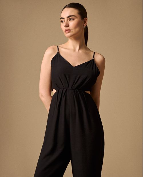 Enterizo Beige con Detalle Cut-Out Lateral