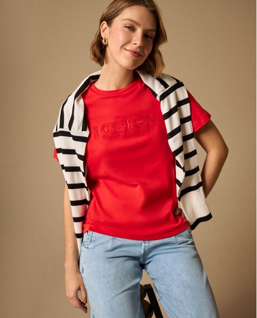 Camiseta con Bordado LONDON