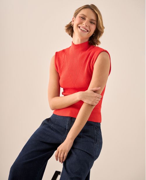 Top Rojo Acanalado Cuello Alto
