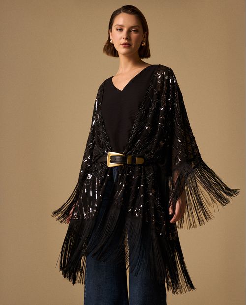 Capa Bordada con Flecos y Lentejuelas